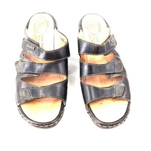 Josef Seibel leather slide sandals 40 US 9